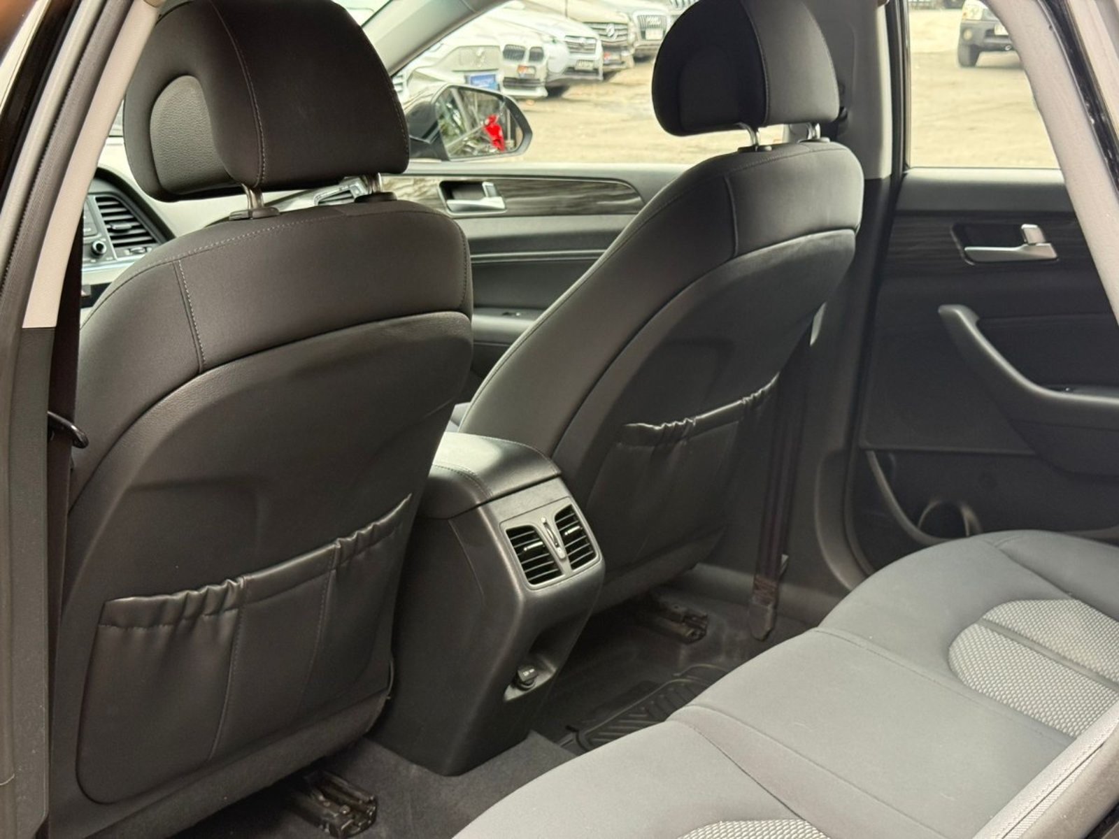 HYUNDAI SONATA GLS 2.0 AT 2016 - Imagen 17 de 19