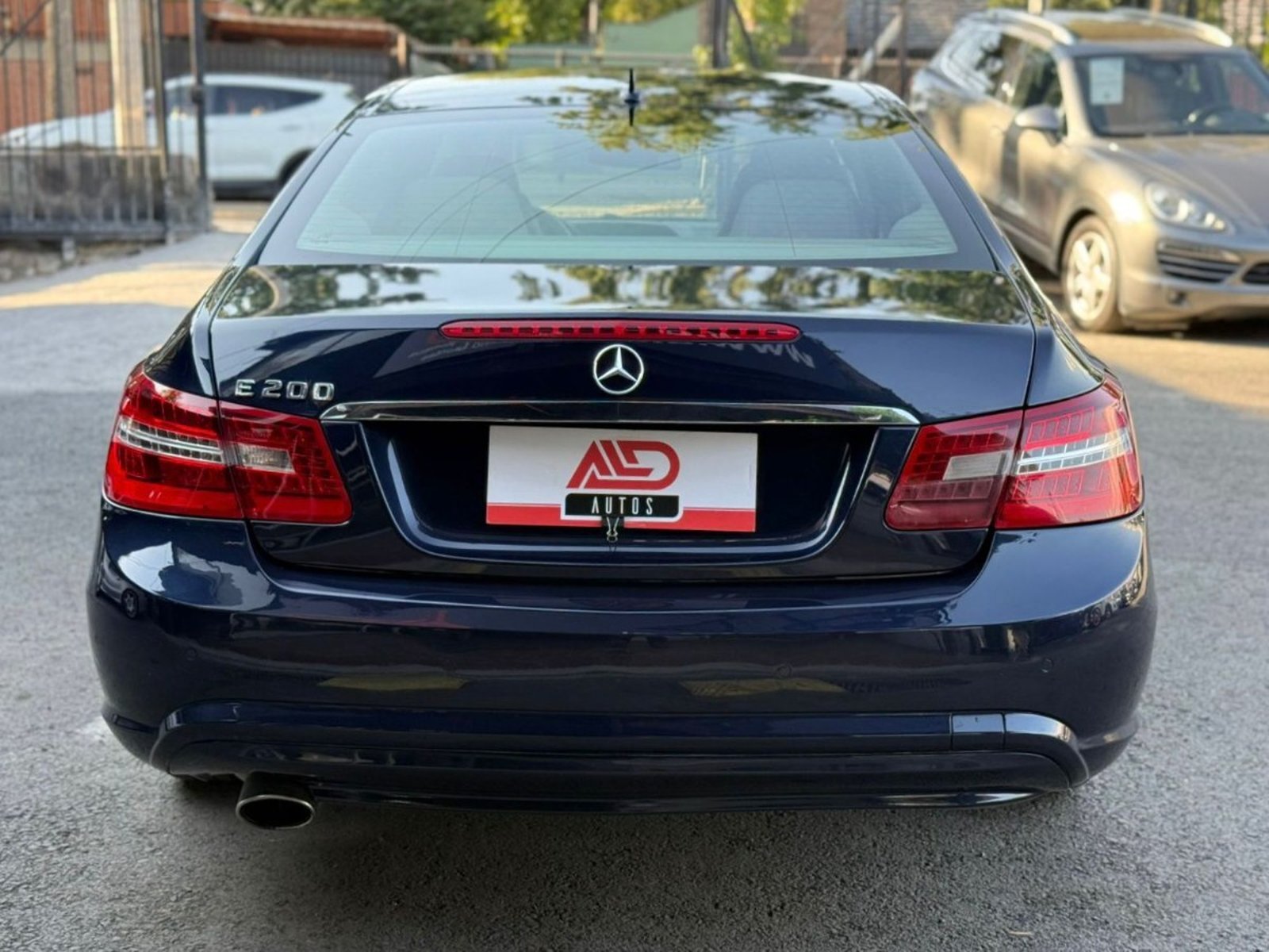 Mercedes-Benz E200 COUPE 2.0 TURBO 2014 - Foto 5 de 18