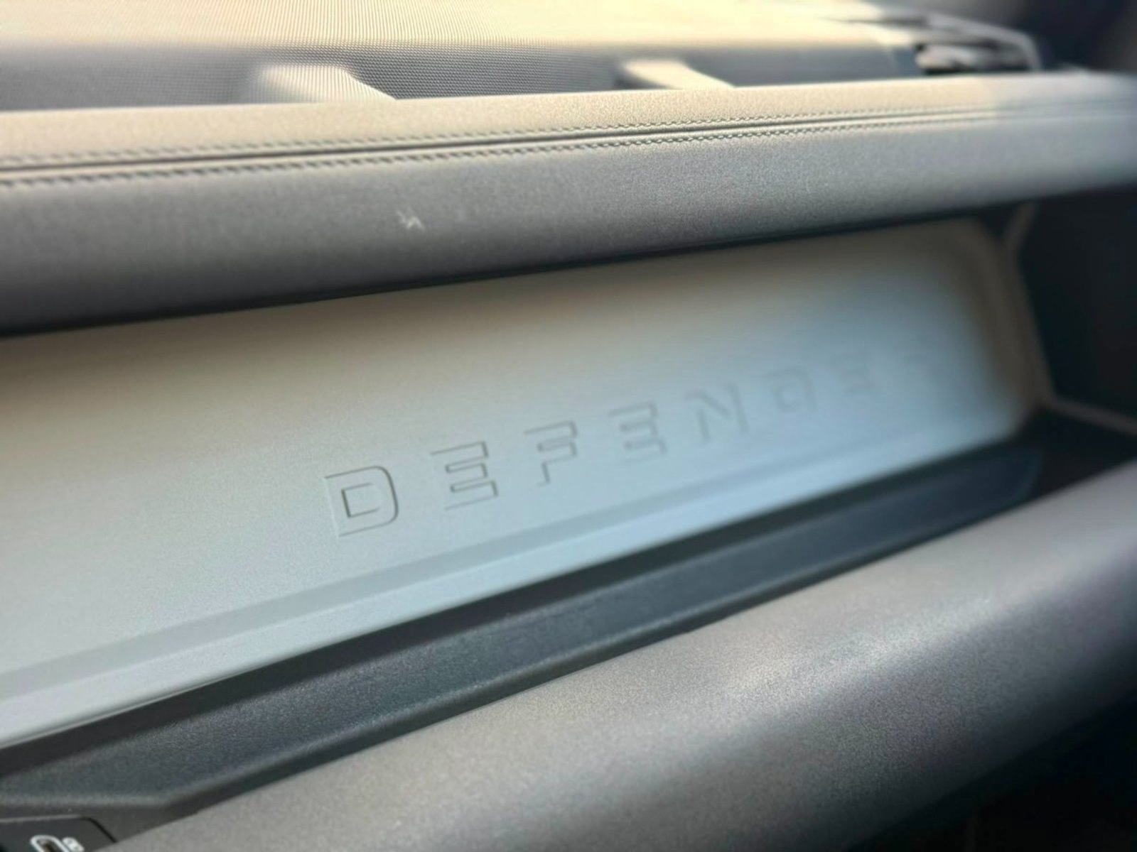 Land Rover DEFENDER 110 X DYNAMIC 3.0 2023 - Imagen 14 de 17