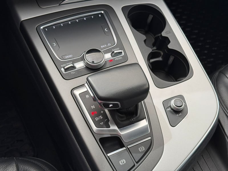 Audi Q7 55 TFSI 3.0 QUATTRO 7A 2019 - Imagen 15 de 20