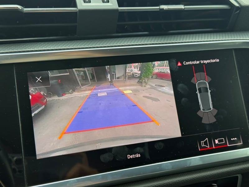 Audi Q3 35 TFSI 1.4T 2021 - Imagen 11 de 15