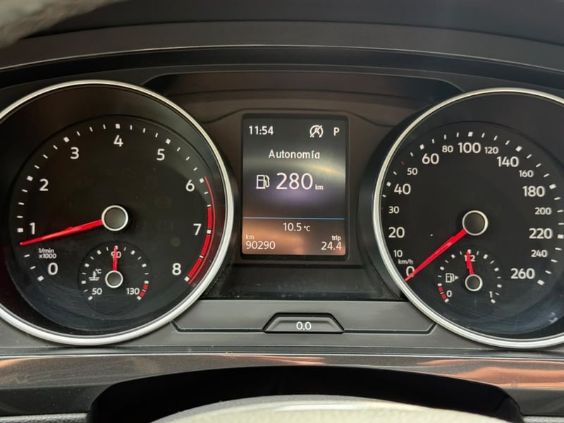 Volkswagen TIGUAN COMFORTLINE 1.4 AT 2018 - Imagen 10 de 15