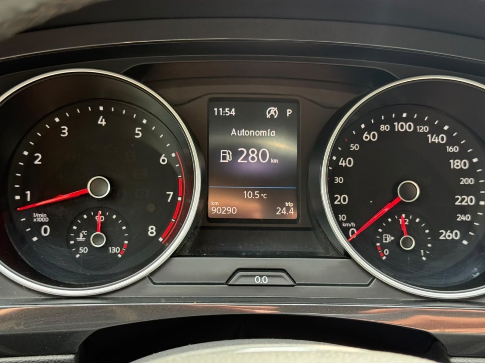 Volkswagen TIGUAN COMFORTLINE 1.4 AT 2018 - Imagen 10 de 15