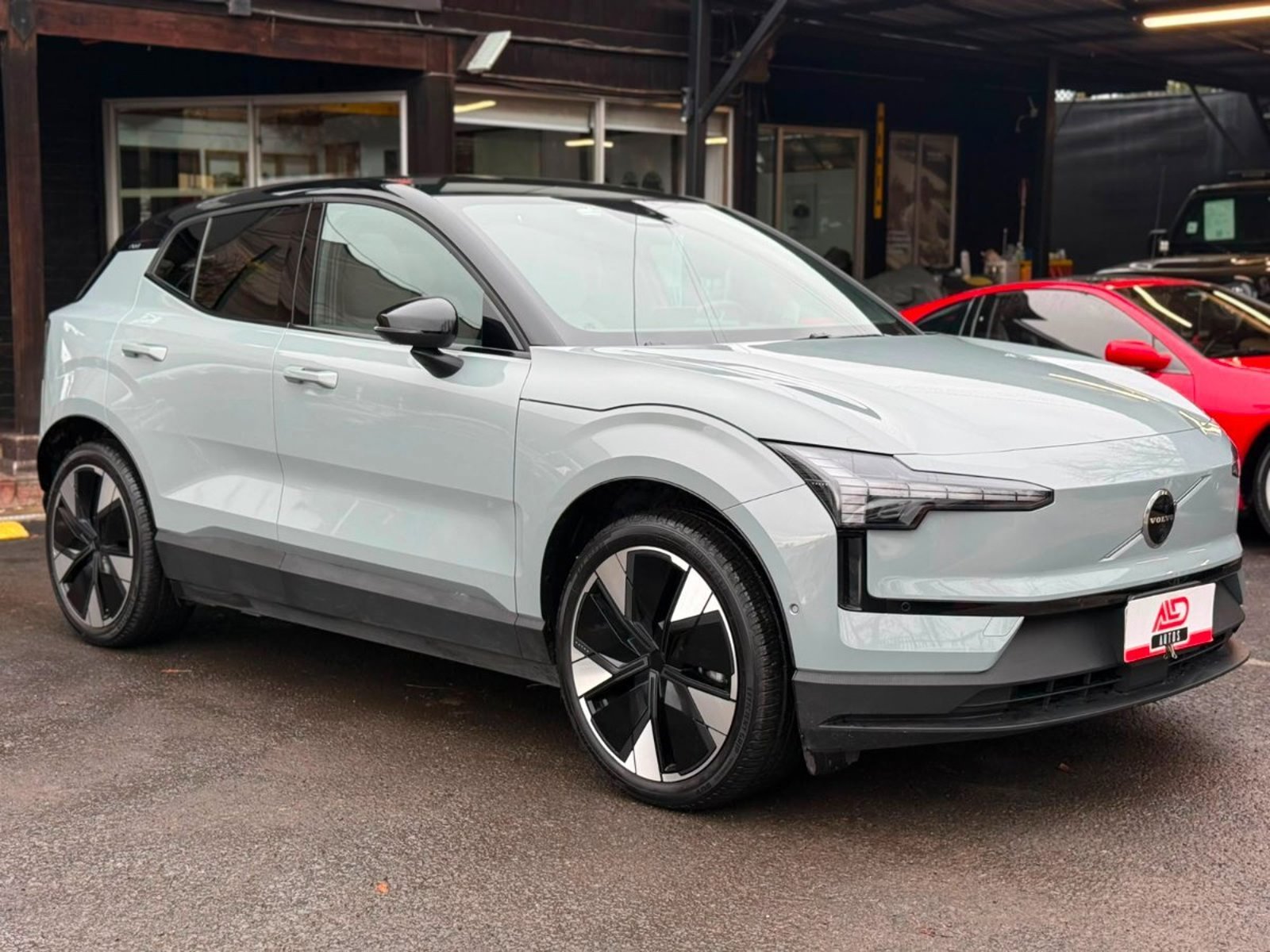 Volvo EX30 E60 ULTRA AT 2025 - Imagen 3 de 17