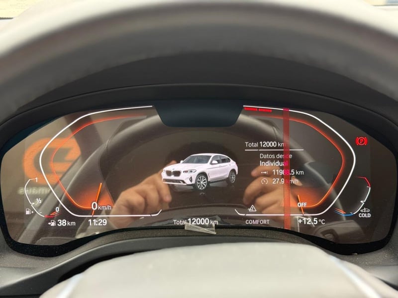 BMW X4 20I XDRIVE 2.0 2025 - Imagen 14 de 19