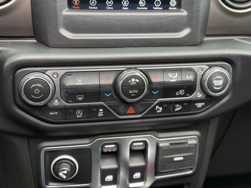 Jeep WRANGLER SPORT 3.6 2021 - Imagen 15 de 19