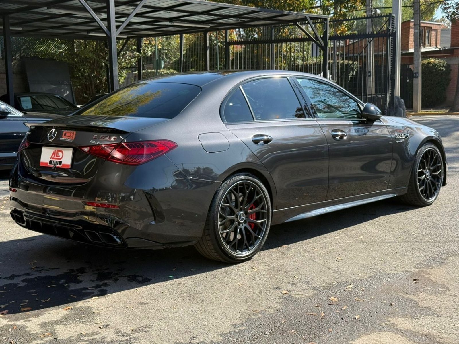 Mercedes-Benz C63 AMG S E PERFORMANCE 2025 - Foto 4 de 14