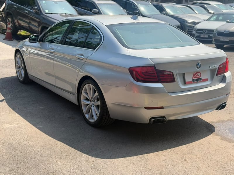 BMW 550 4.4 2011 - Imagen 6 de 20
