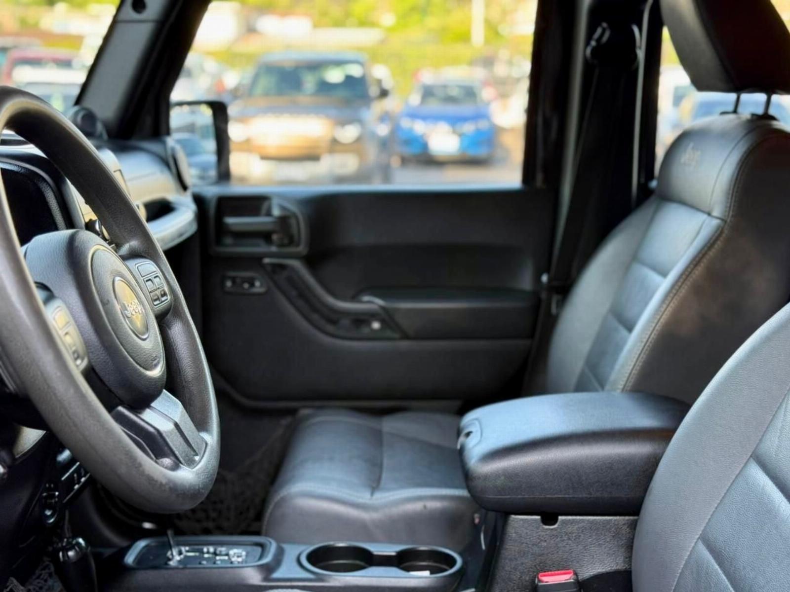 JEEP WRANGLER UNLIMITED SPORT 2013 - Imagen 9 de 20