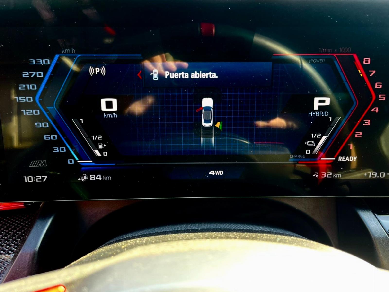 BMW M5 4.4 TWIN POWER TURBO HIBRIDO 2025 - Imagen 11 de 18