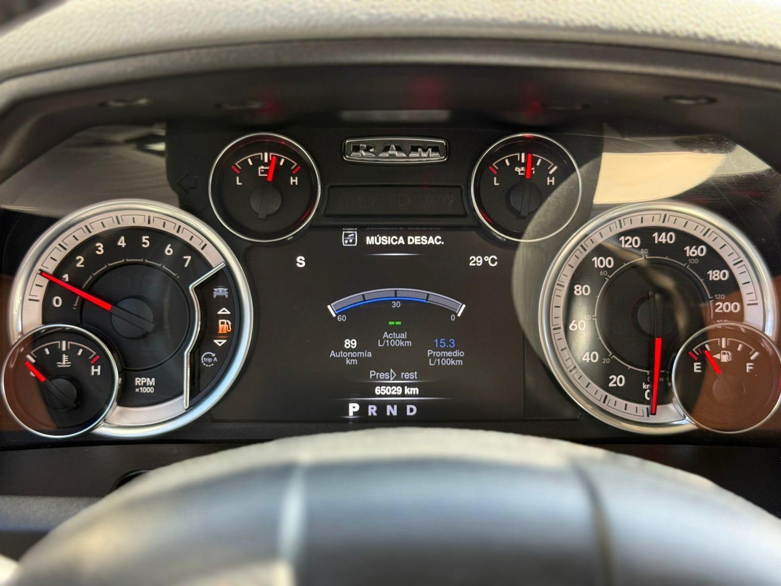 RAM 1500 SLT 3.6 4X4 2020 - Imagen 11 de 14