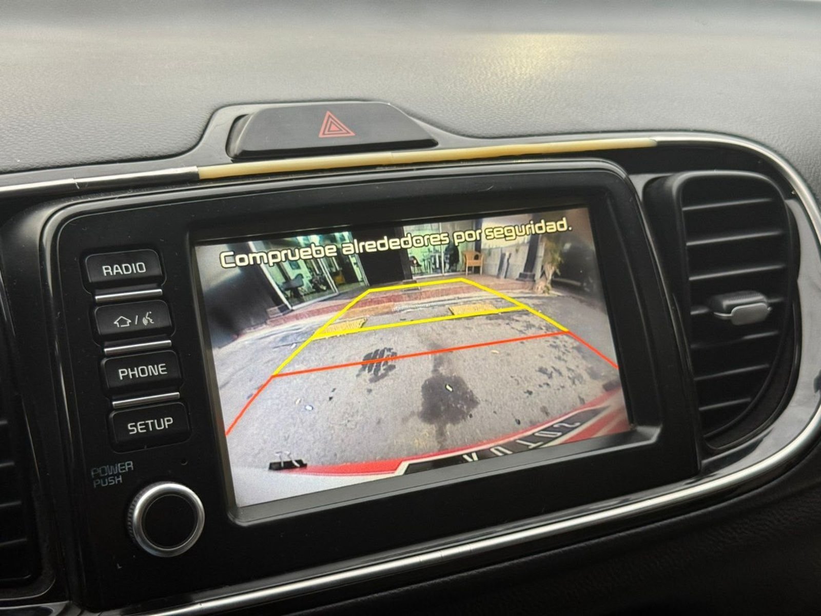 KIA SOLUTO LX 1.4 MT 2022 - Imagen 11 de 14