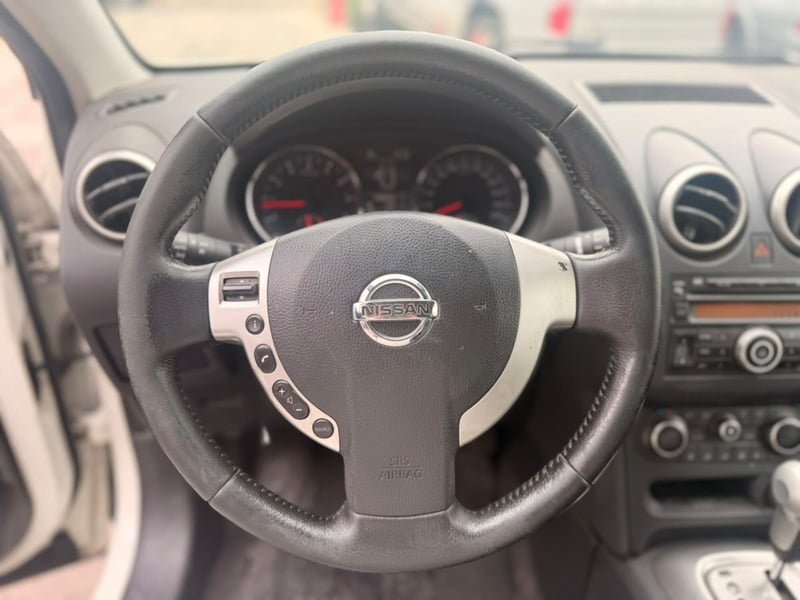 Nissan QASHQAI 2.0 AT 2WD 2013 - Imagen 10 de 17