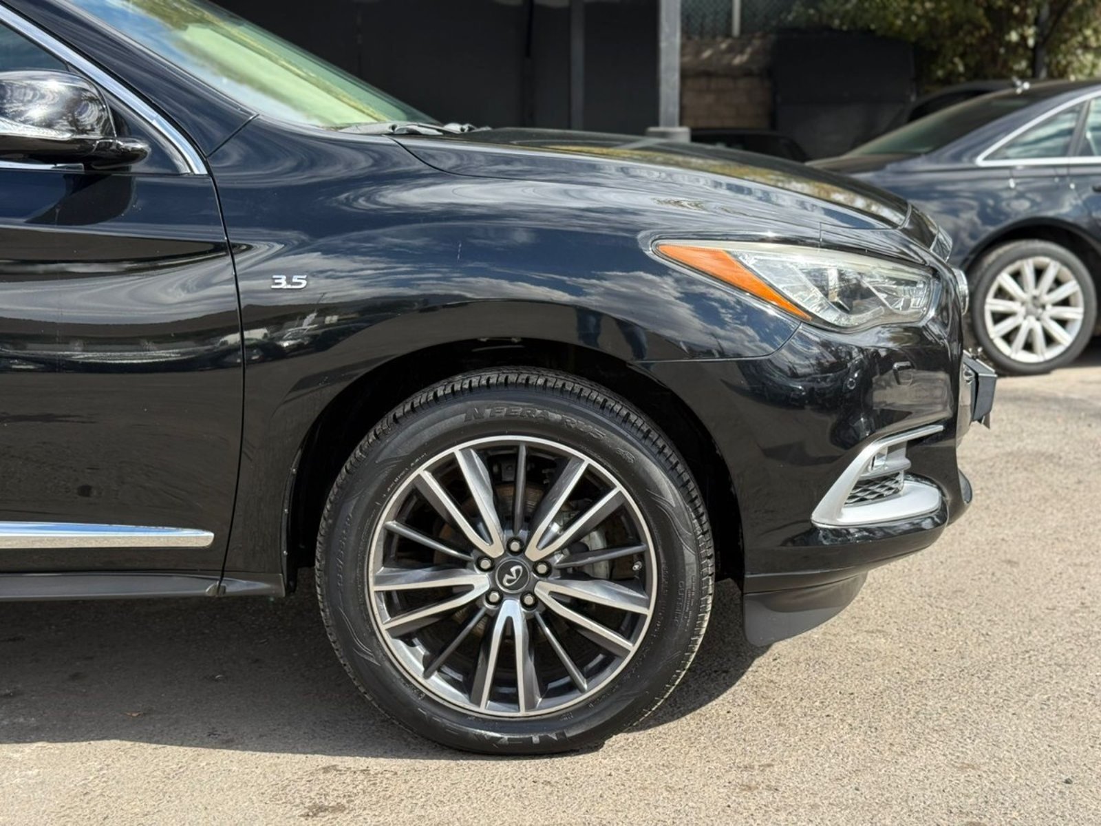 INFINITI QX60 LIMITED 3.5 V6 AWD 2017 - Imagen 7 de 19