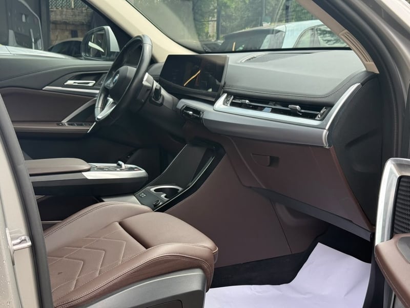 BMW X1 18D SDRIVE DIESEL 2.0 2025 - Imagen 9 de 19