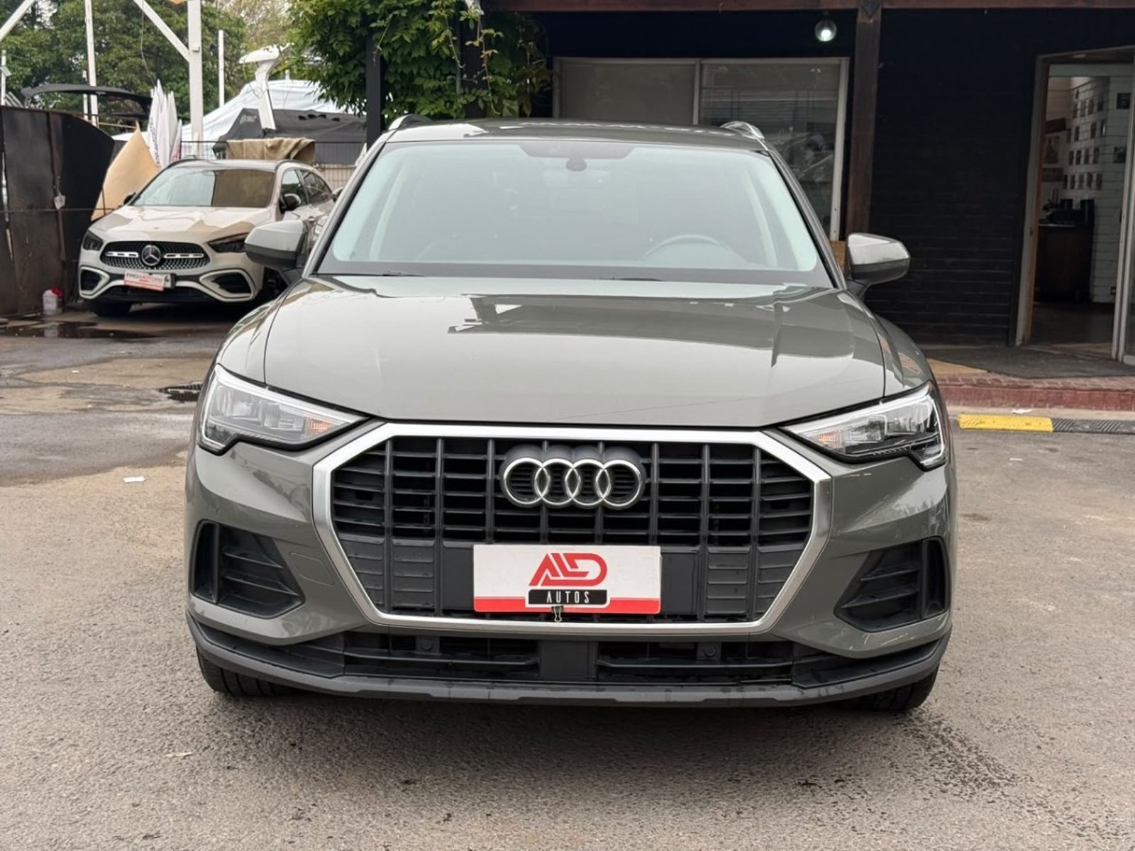 Audi Q3 35 TFSI 1.4T 2021 - Foto 2 de 15
