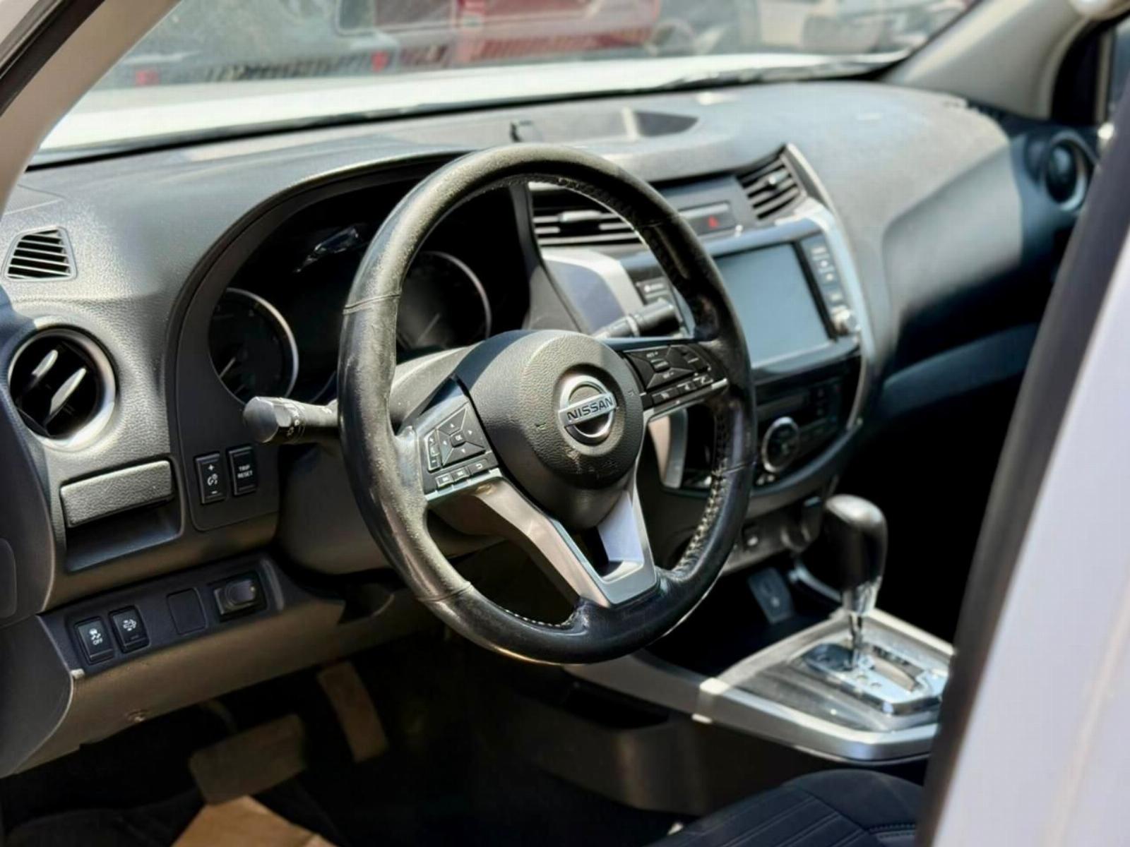 NISSAN NAVARA XE 2.3 AT 4WD 2022 - Imagen 8 de 18