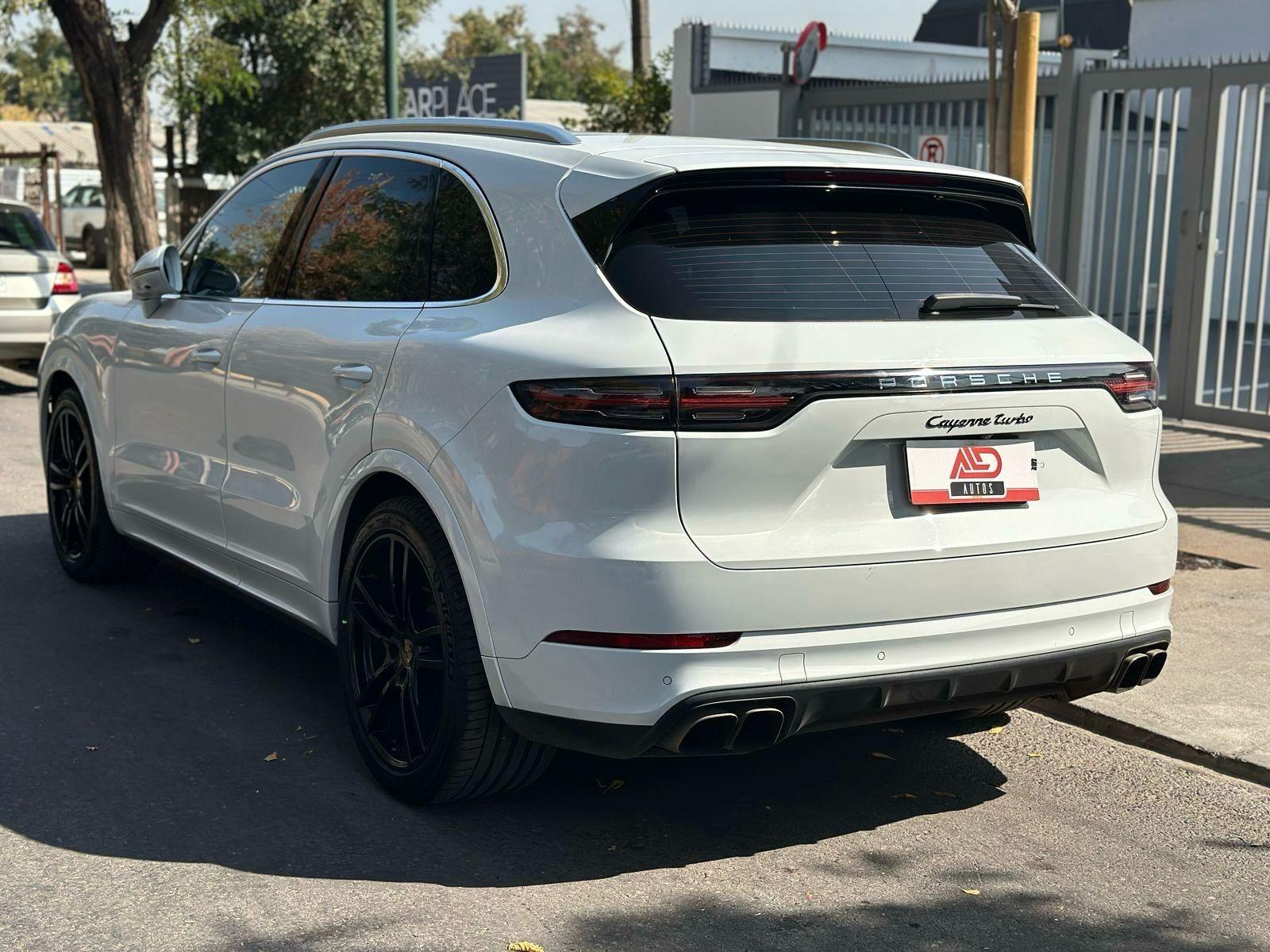 PORSCHE CAYENNE TURBO 2019 - Imagen 5 de 17