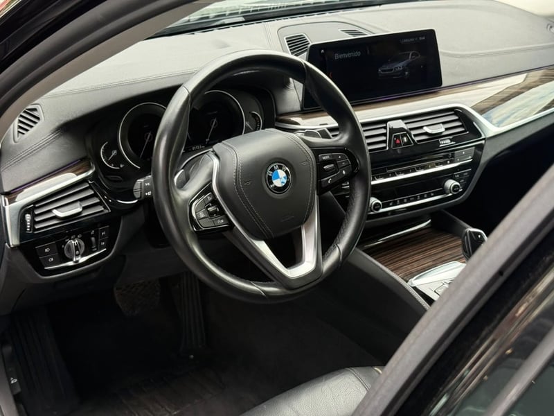 BMW 530I LUXURY 2.0 2018 - Imagen 7 de 18