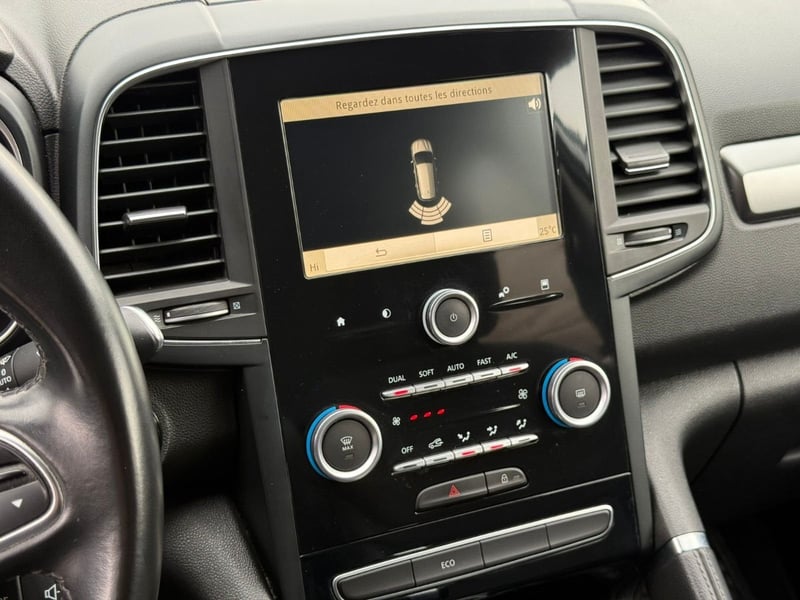 Renault KOLEOS DYNAMIQUE CVT 2.5 2019 - Imagen 13 de 17