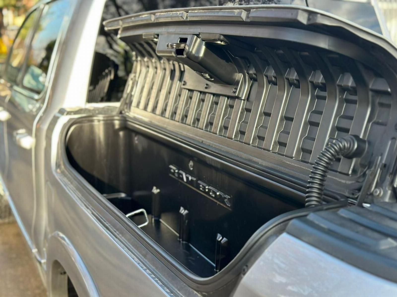 RAM 1500 LIMITED 5.7 2020 - Imagen 7 de 18
