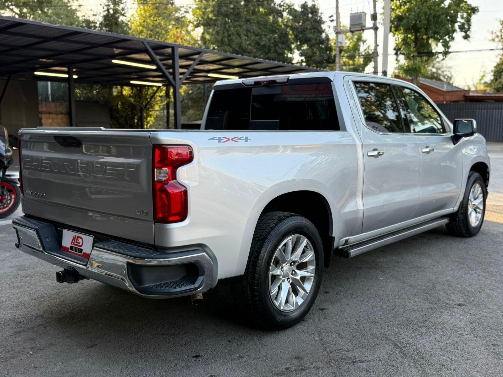 Chevrolet SILVERADO LTZ 5.3 2020 - Foto 4 de 20
