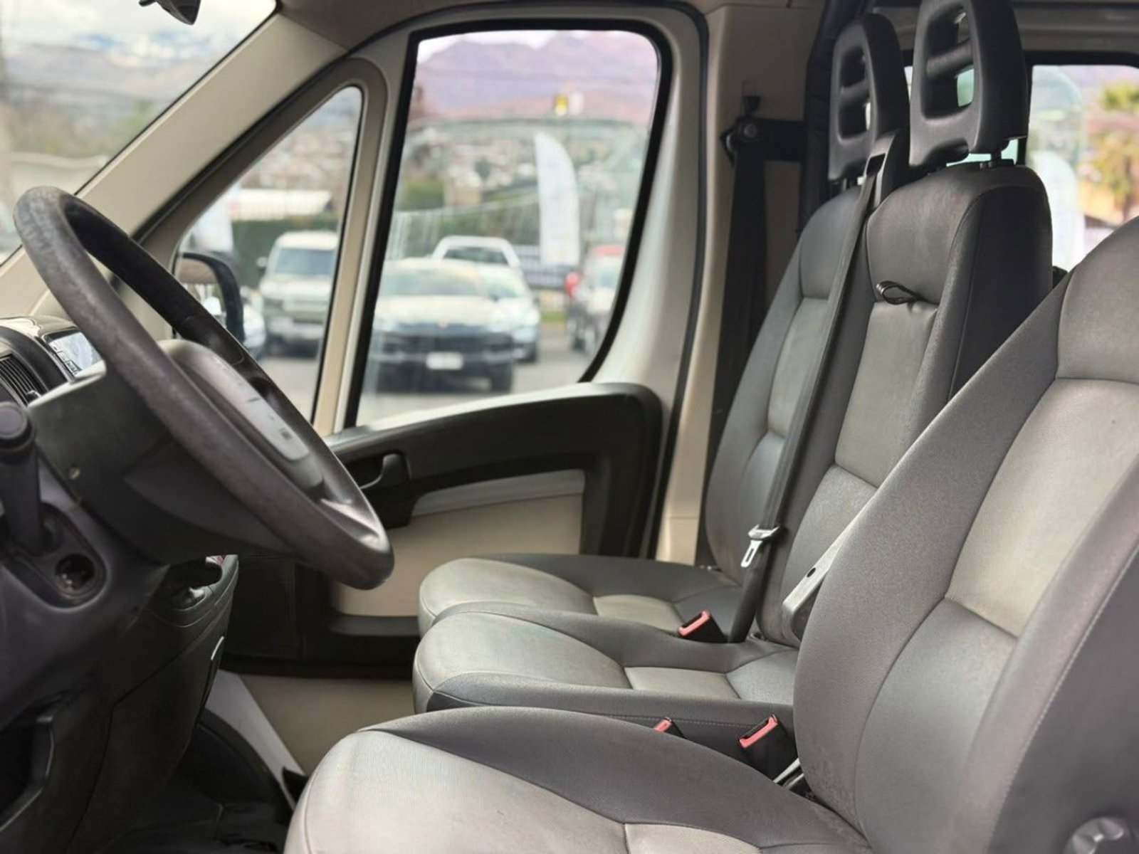 PEUGEOT BOXER 2.0 HDI 2019 - Imagen 8 de 15