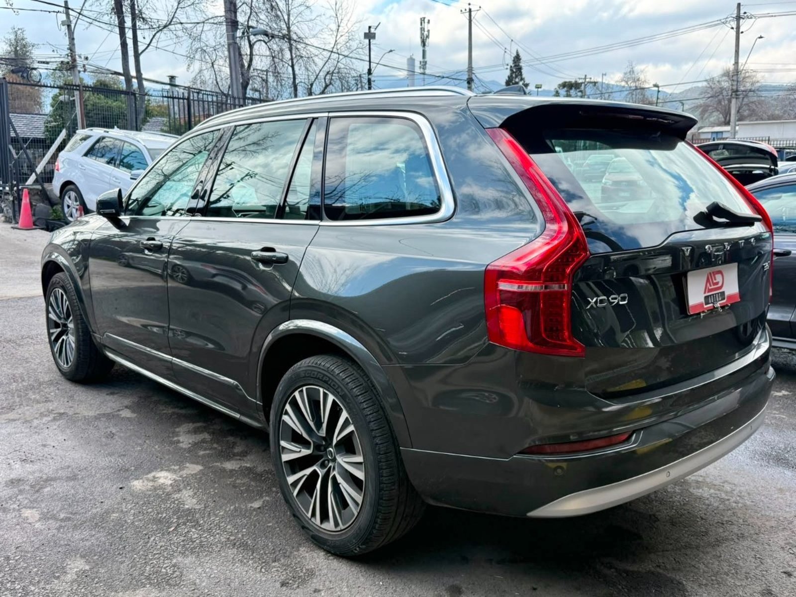 Volvo XC90 B5 AWD 2.0 2022 - Foto 4 de 18