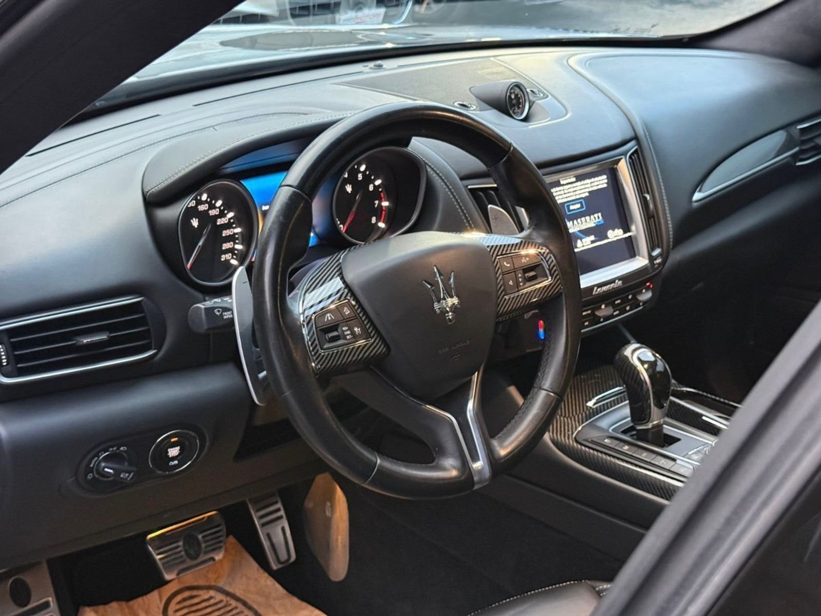 MASERATI LEVANTE S 3.0 2017 - Imagen 8 de 20