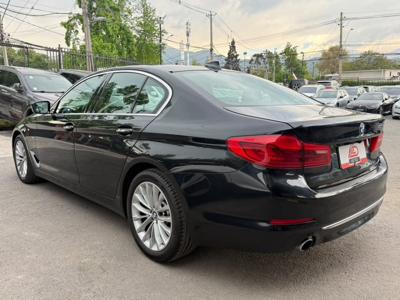 BMW 530I LUXURY 2.0 2018 - Imagen 6 de 18