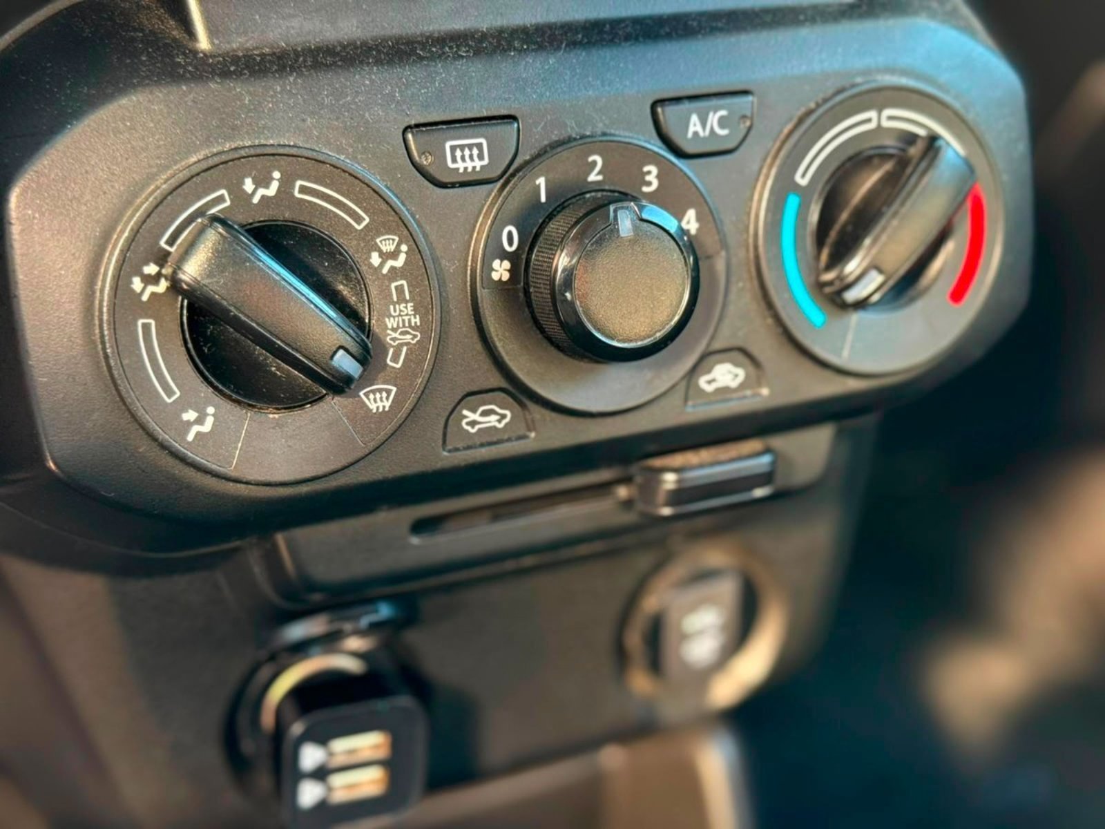 Suzuki S-PRESSO GLX 1.0 MT 2022 - Imagen 12 de 16