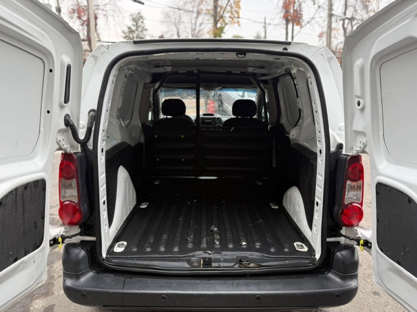 CITROËN BERLINGO 1.6 DIÉSEL 2018 - Imagen 17 de 17