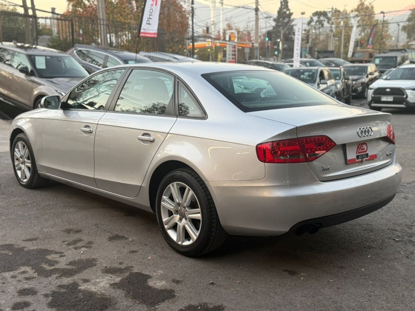 AUDI A4 1.8T MULTITRONIC 2010 - Imagen 6 de 17