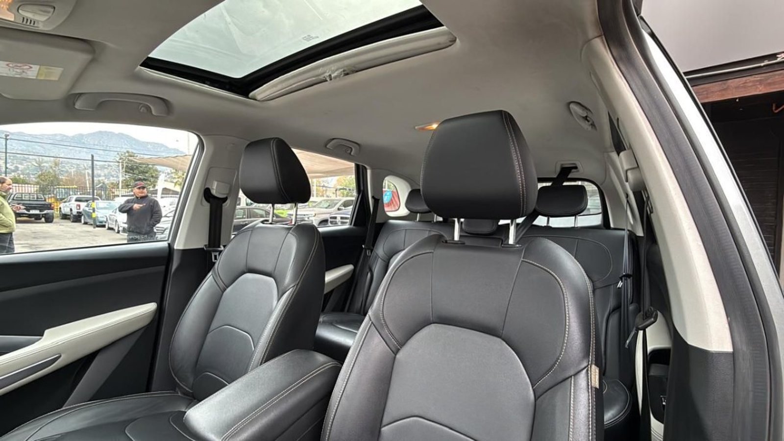 CHEVROLET CAPTIVA LTZ 1.5 AT 2022 - Imagen 16 de 17