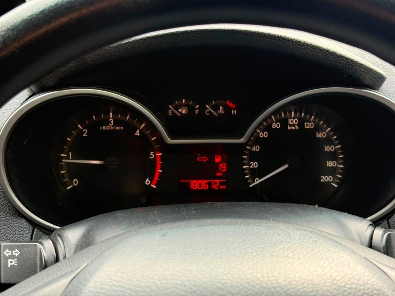 Mazda BT-50 2.2 DIESEL 4X2 MT 2019 - Imagen 11 de 17