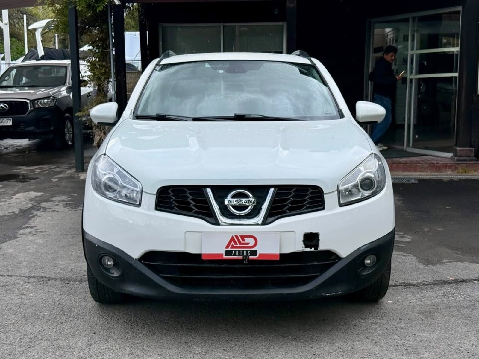 Nissan QASHQAI 2.0 AT 2WD 2013 - Foto 2 de 9
