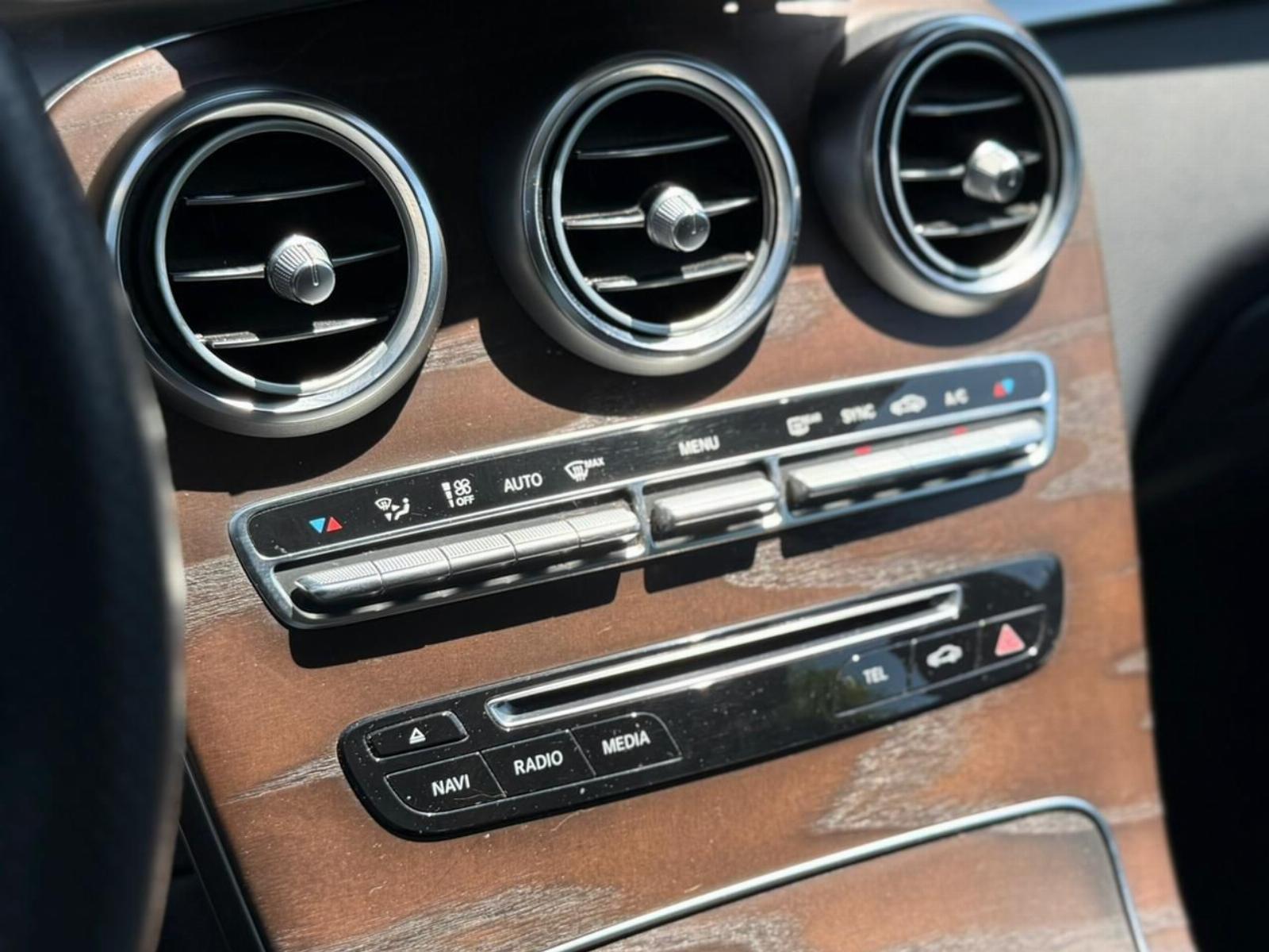 MERCEDES-BENZ GLC 220D 4MATIC 2018 - Imagen 15 de 19