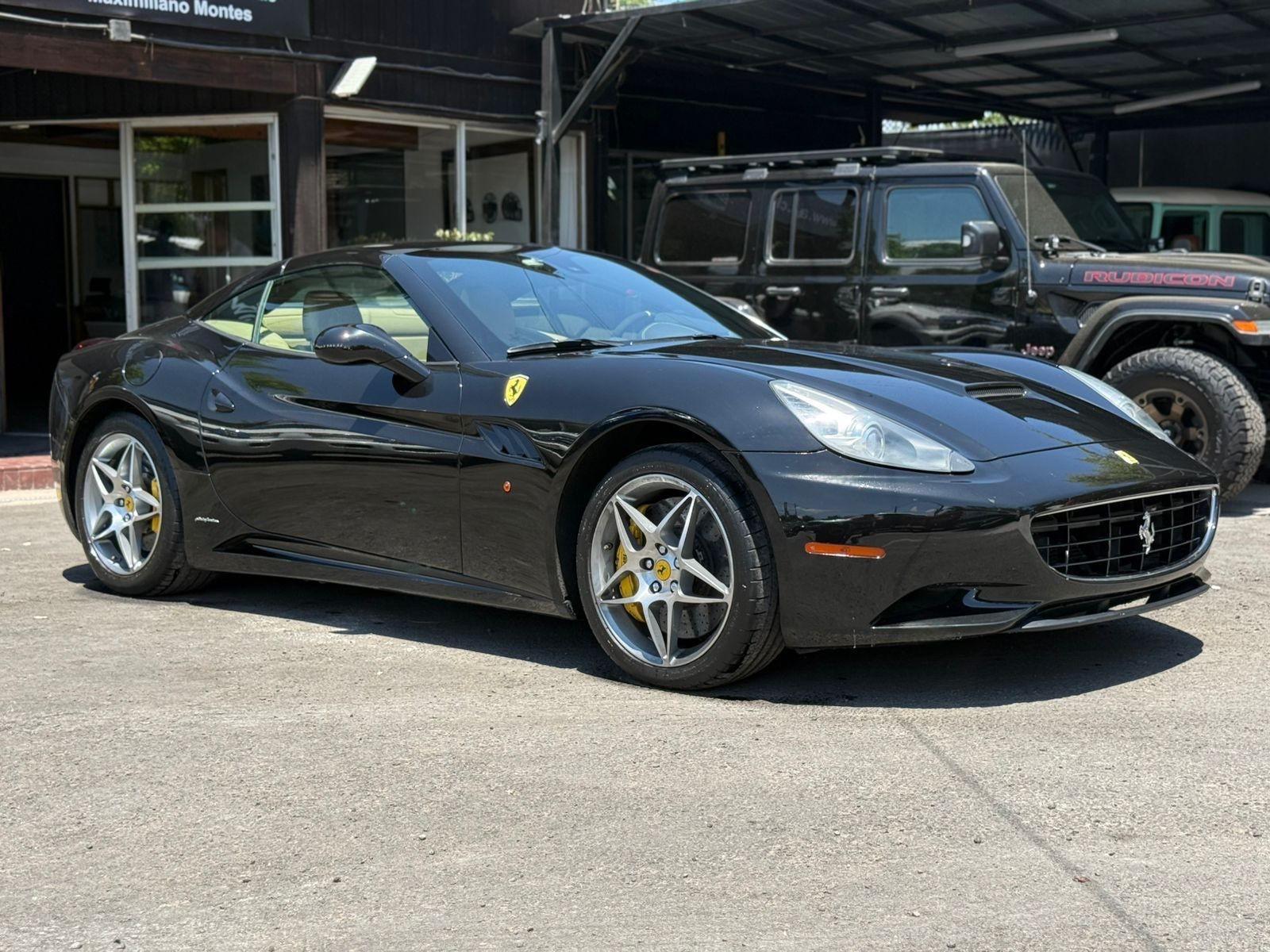 Ferrari CALIFORNIA F149 4.3 2011 - Foto 4 de 20
