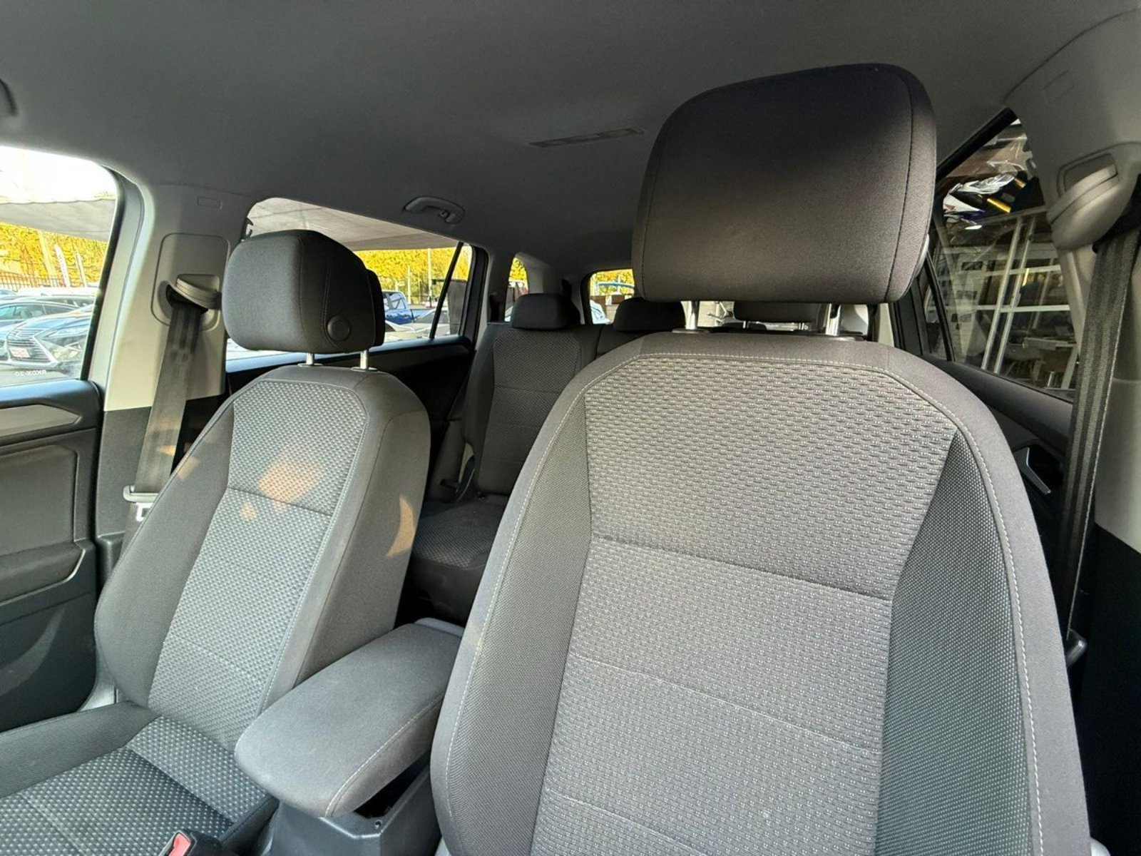 VOLKSWAGEN TIGUAN COMFORTLINE 1.4T 2022 - Imagen 13 de 15