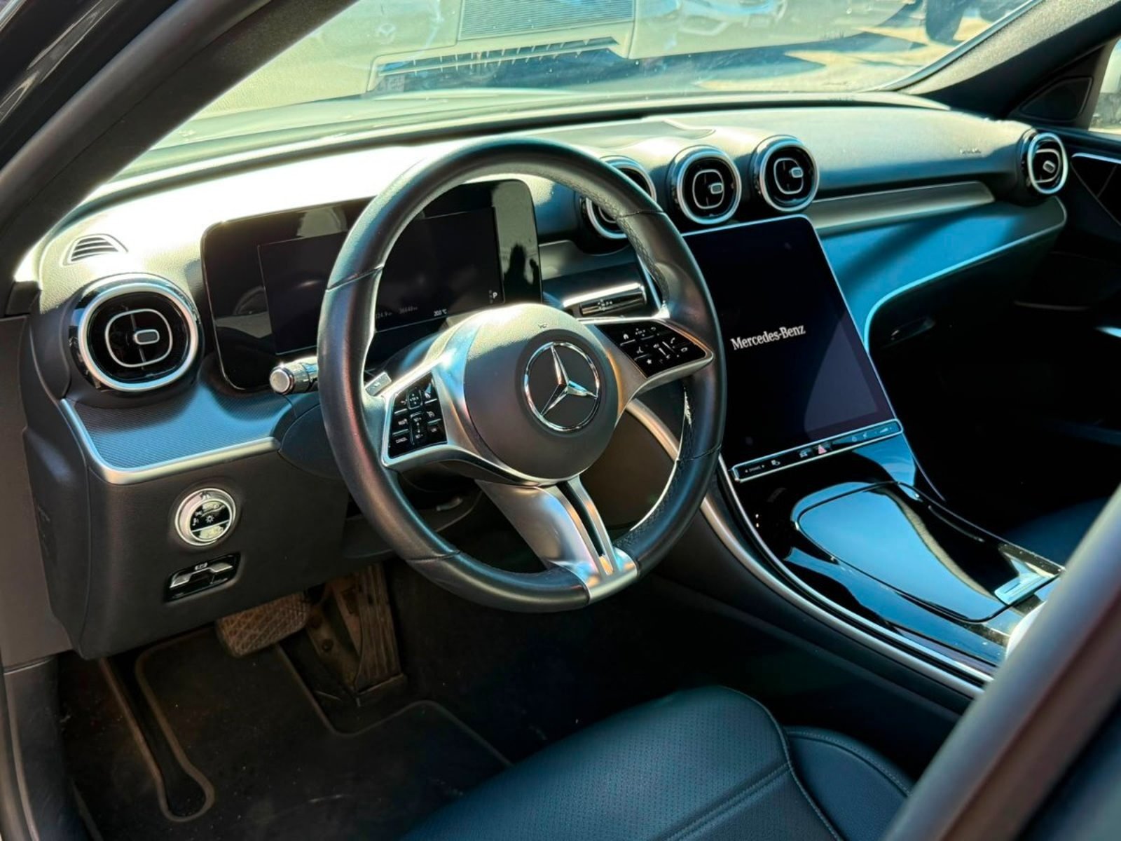 Mercedes-Benz C200 2023 - Imagen 8 de 19