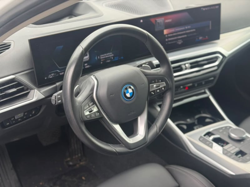 BMW 330 E HIBRIDO 2024 - Imagen 7 de 18
