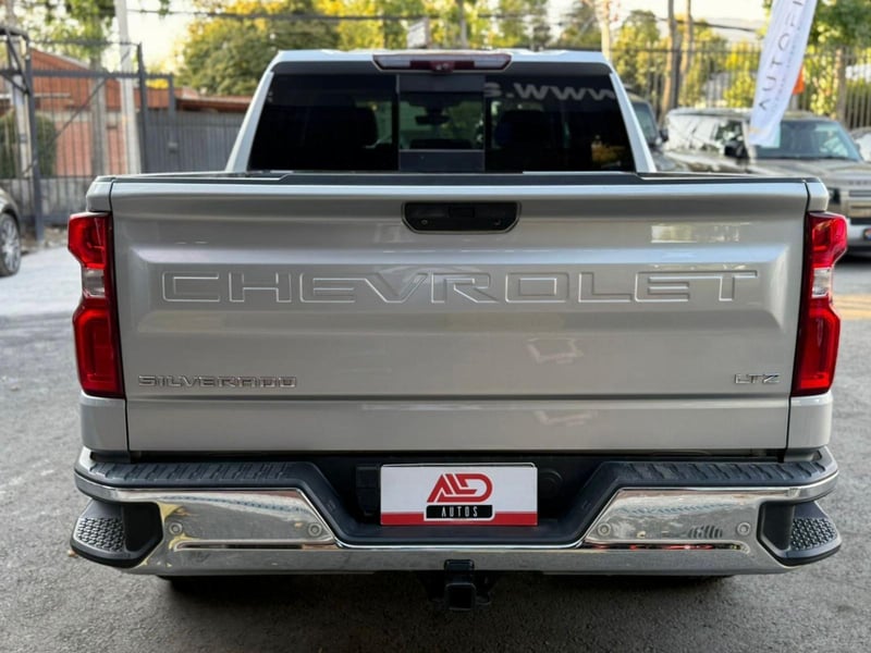 Chevrolet SILVERADO LTZ 5.3 MANTENCIONES 2020 - Imagen 5 de 20