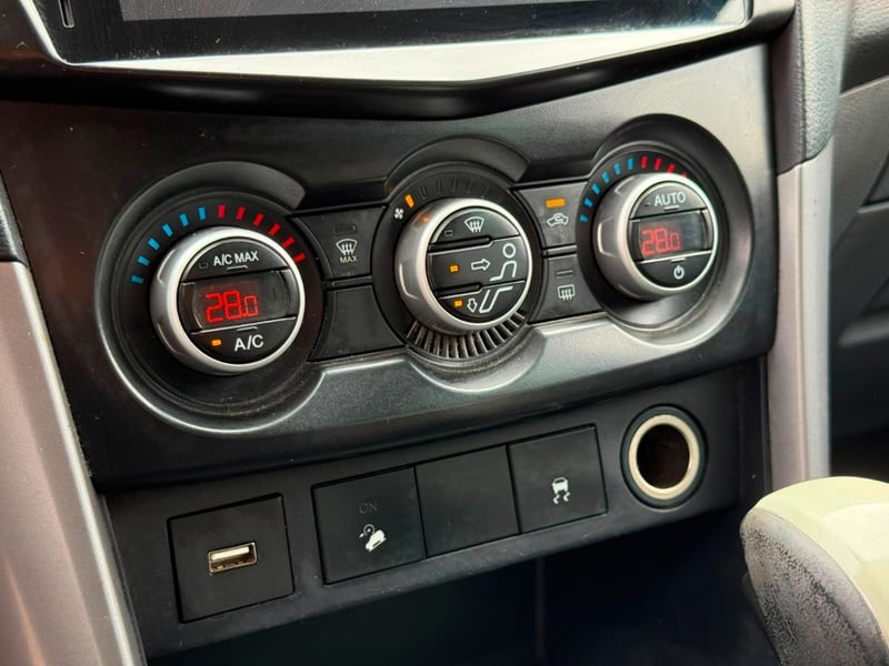 Mazda BT-50 SDX 4X4 3.2 AT FACTURABLE 2020 - Imagen 15 de 18