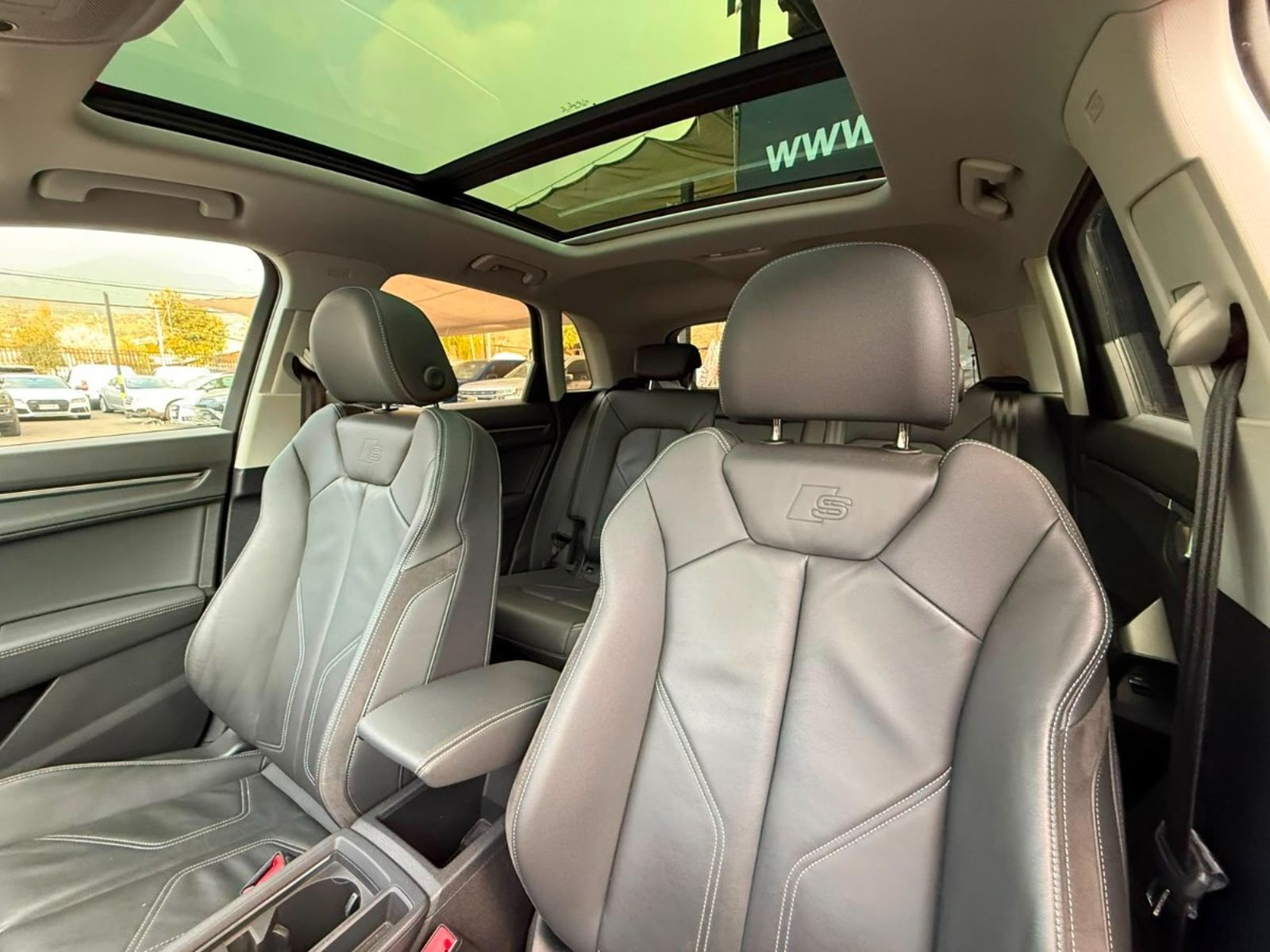Audi Q3 35 TFSI S LINE 2023 - Imagen 16 de 18
