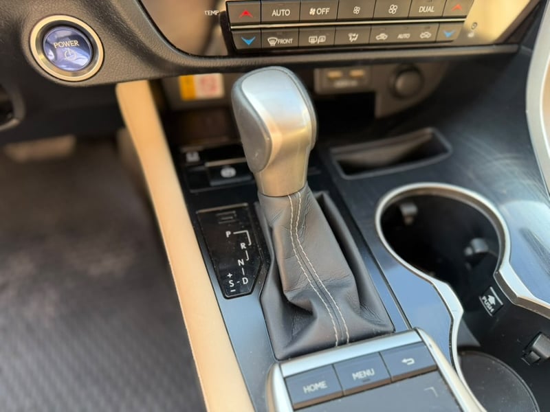 Lexus RX450 H 3.5 AWD 2022 - Imagen 17 de 20