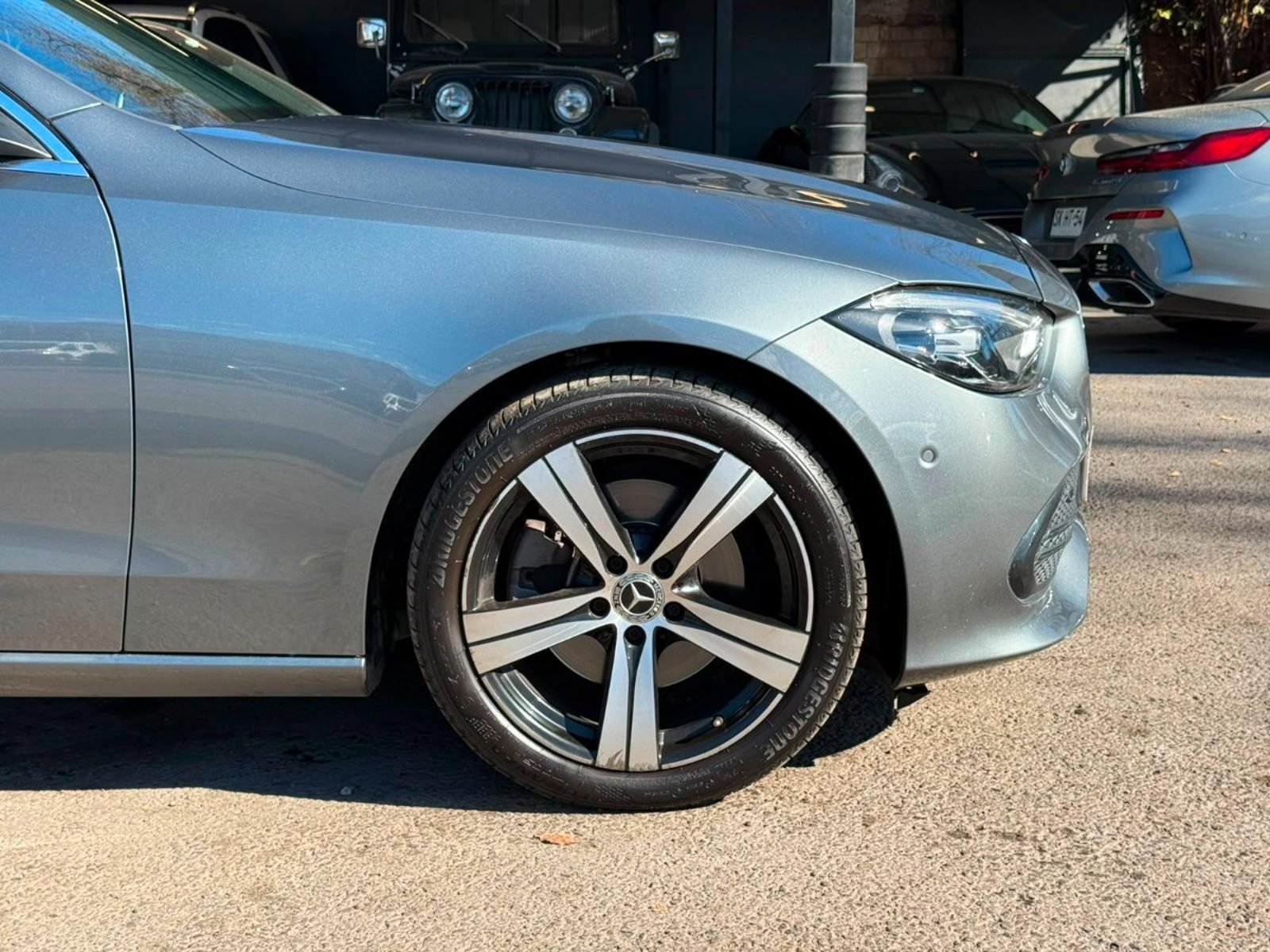 Mercedes-Benz C200 2023 - Imagen 7 de 19