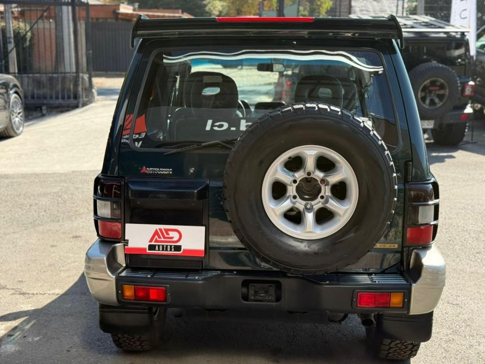 Mitsubishi MONTERO 3.5 CORTO DE COLECCION 1999 - Foto 5 de 17