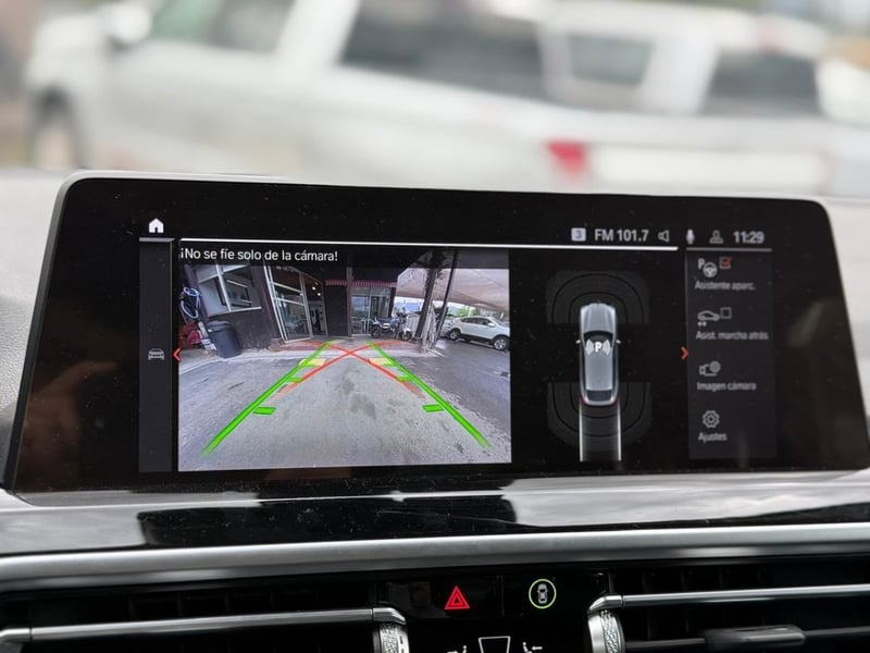 BMW X4 20I XDRIVE 2.0 2025 - Imagen 15 de 19