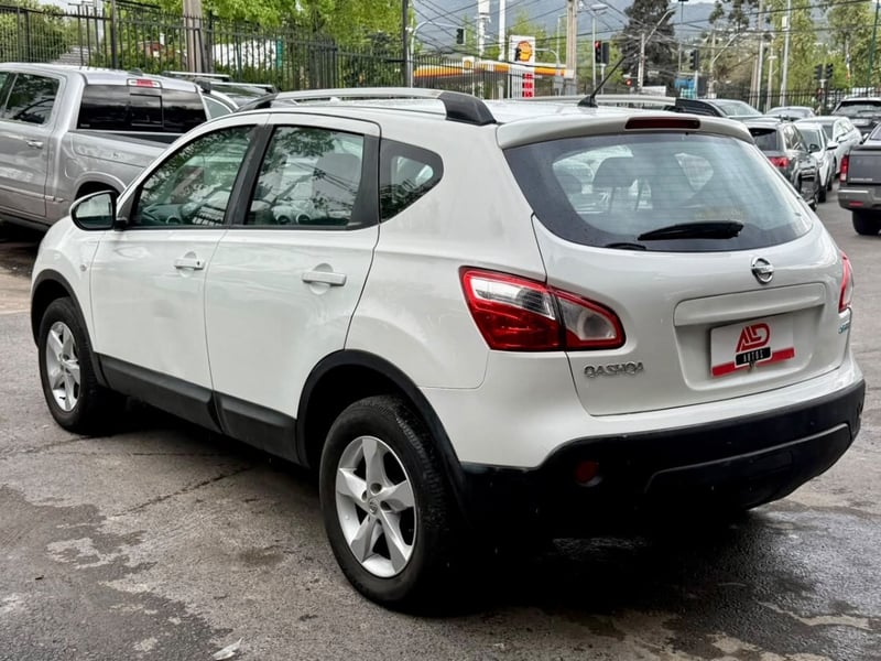 Nissan QASHQAI 2.0 AT 2WD 2013 - Imagen 6 de 9