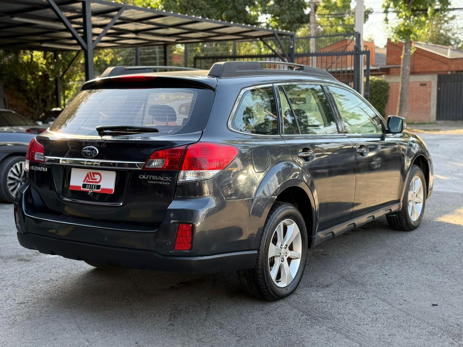 SUBARU OUTBACK LIMITED 2.5 CVT AWD 2013 - Imagen 4 de 20